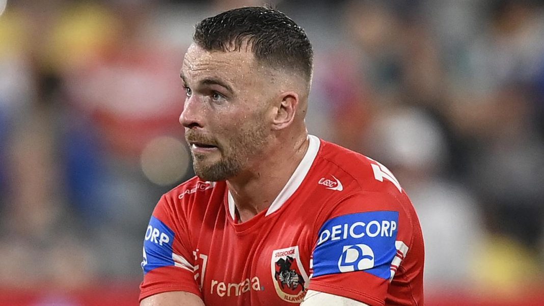 LIVE NRL: Desperate Dragons battle wild weather in bid to down high-flying Raiders